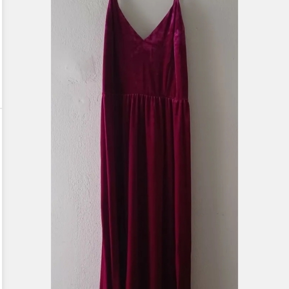 Lulu's Final Song Women's  Magenta VELVET Spaghetti Strap Maxi Dress - Picture 11 of 11